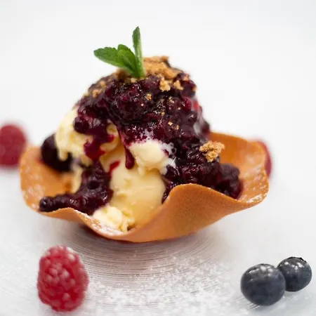 ホテル Ristorante Belvedere 3*